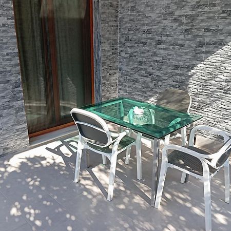 Vila Avni Likometi Ksamil Habitación foto
