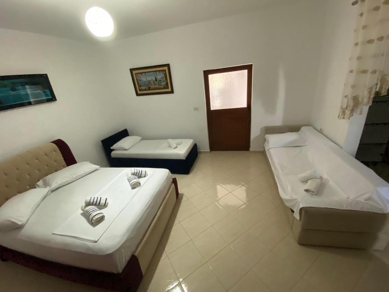 Vila Avni Likometi Ksamil Habitación foto